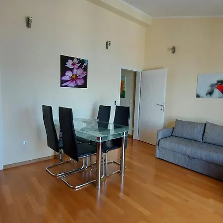 Jelica Apartment *